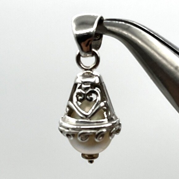 14k White Gold Pearl Drop Pendant 2.7 gram Not Scrap - Picture 2 of 8